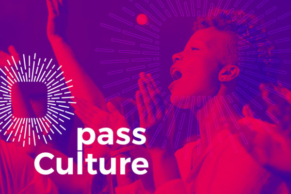 Pass culture : Extension du dispositif aux 15-17 ans pour favoriser l’accès à la culture et le développement des pratiques artistiques chez les jeunes